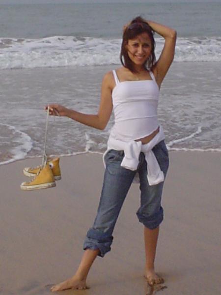 loulou en balade pied dans l'eau